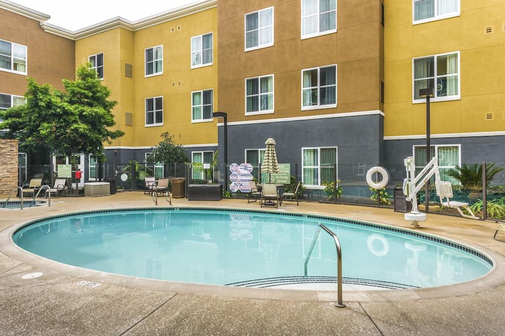 Homewood Suites By Hilton Carlsbad-North San Diego County Exterior photo